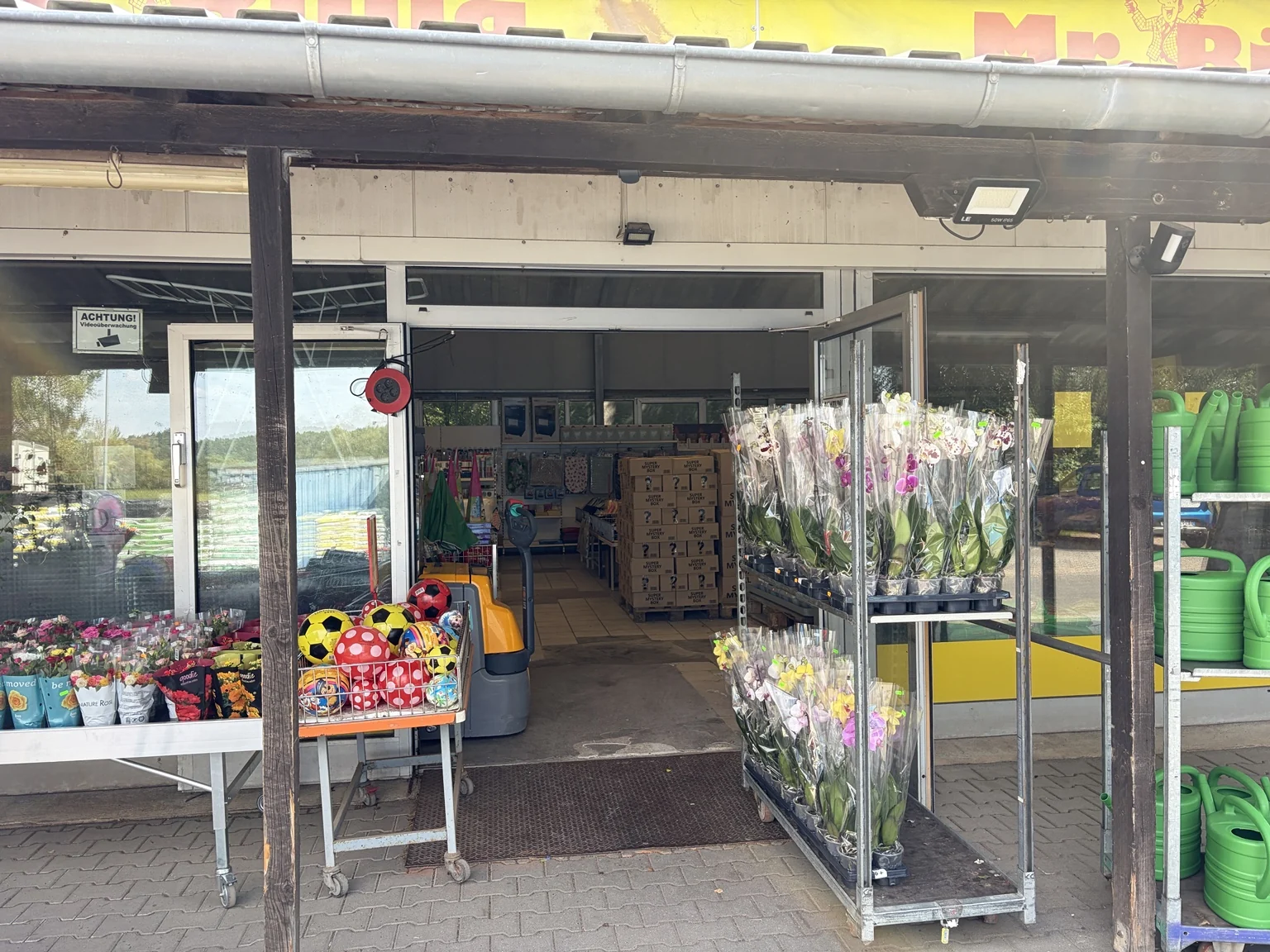 Eingang vom Laden